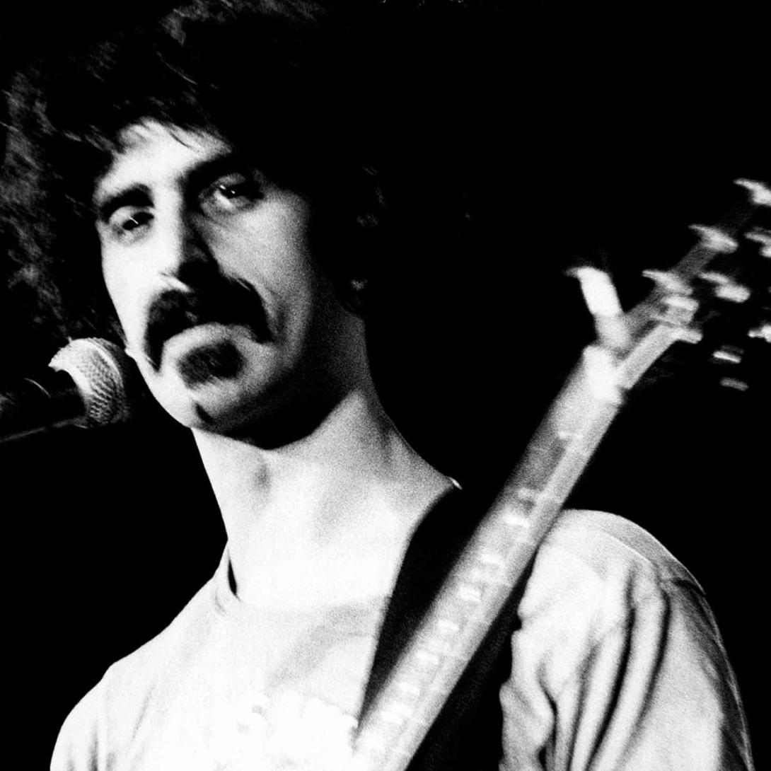 Nace Frank Zappa-0